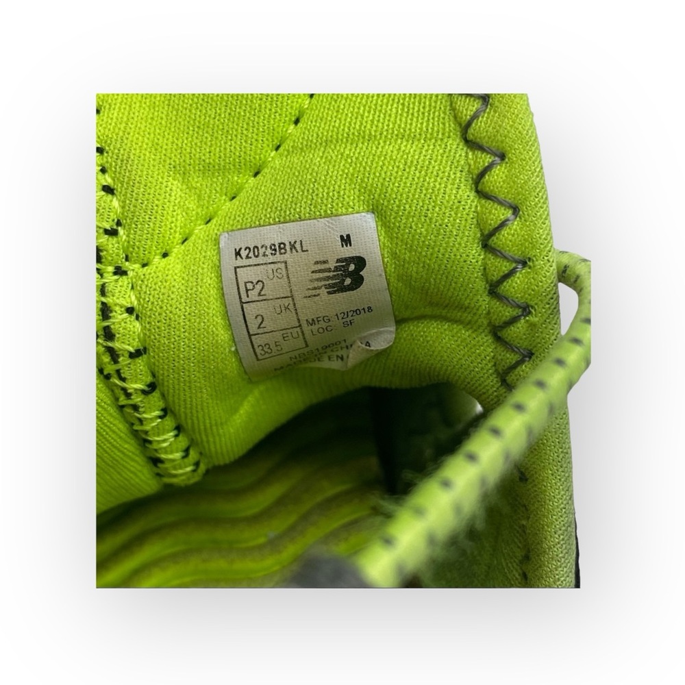 New Balance 𓆉 Adirondack Outdoor Adventure Sandal 𓆉 Black Neon Green 𓆉 Kids 2 - Picture 13 of 16